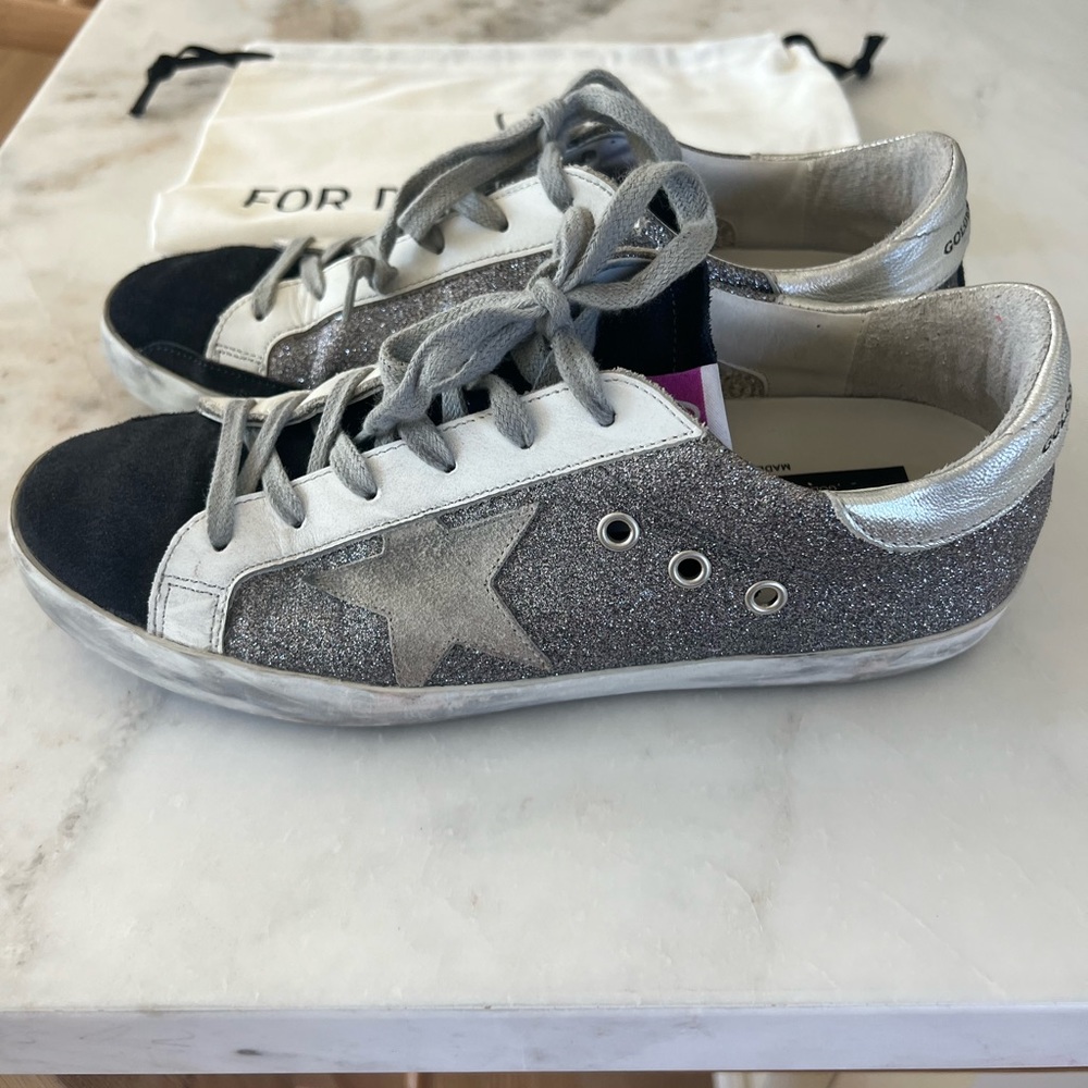 GOLDEN GOOSE superstar sneakers